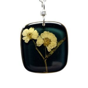 Shari Dixon Pressed Flower Pendant Necklace Length 16-18" Silver Toned January